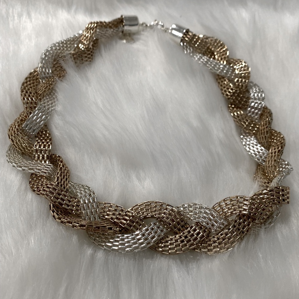 NECKLACE - SILVER + GOLD TWISTED